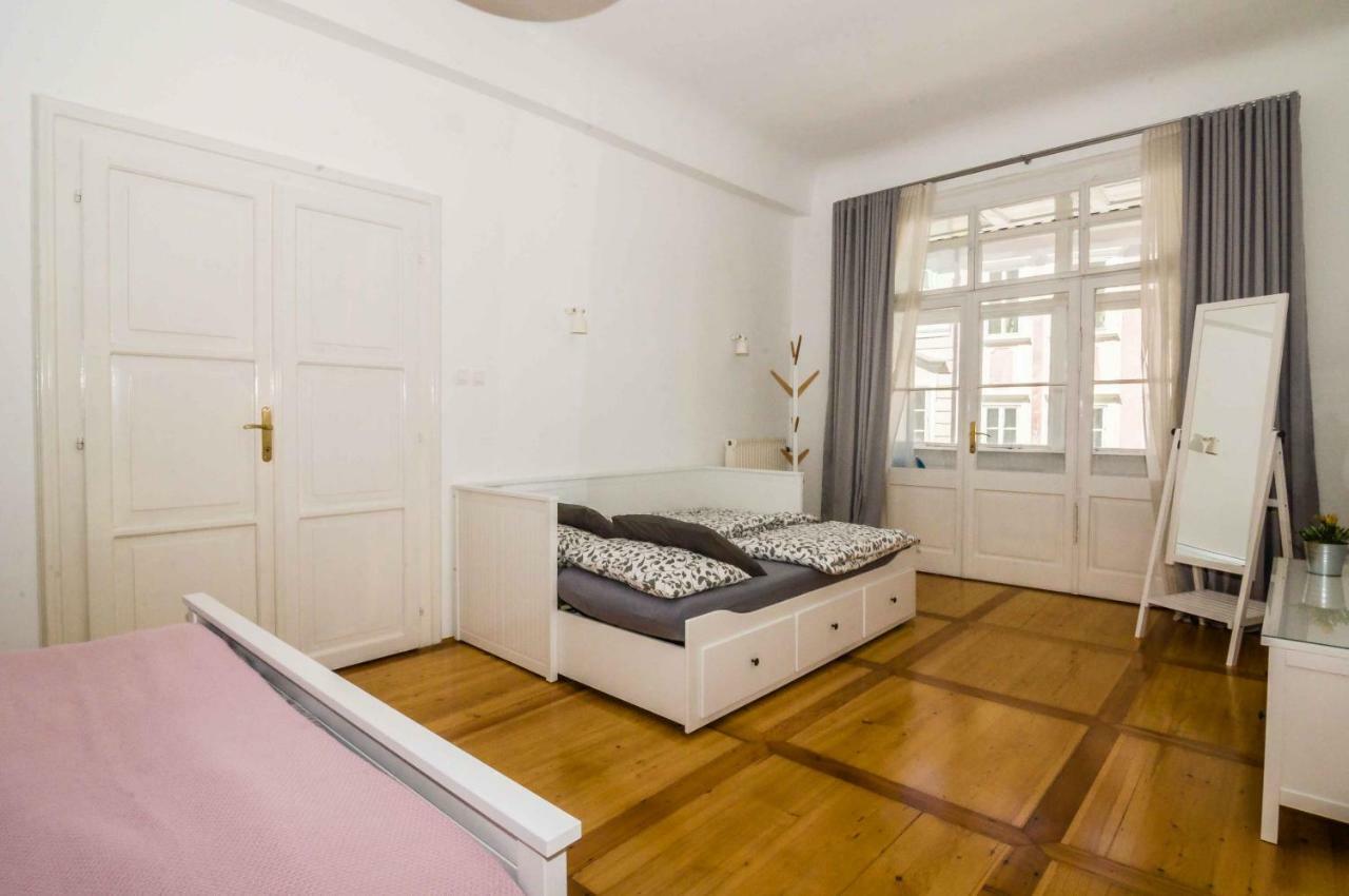 Elegant Central Apartment Ljubljana Eksteriør bilde
